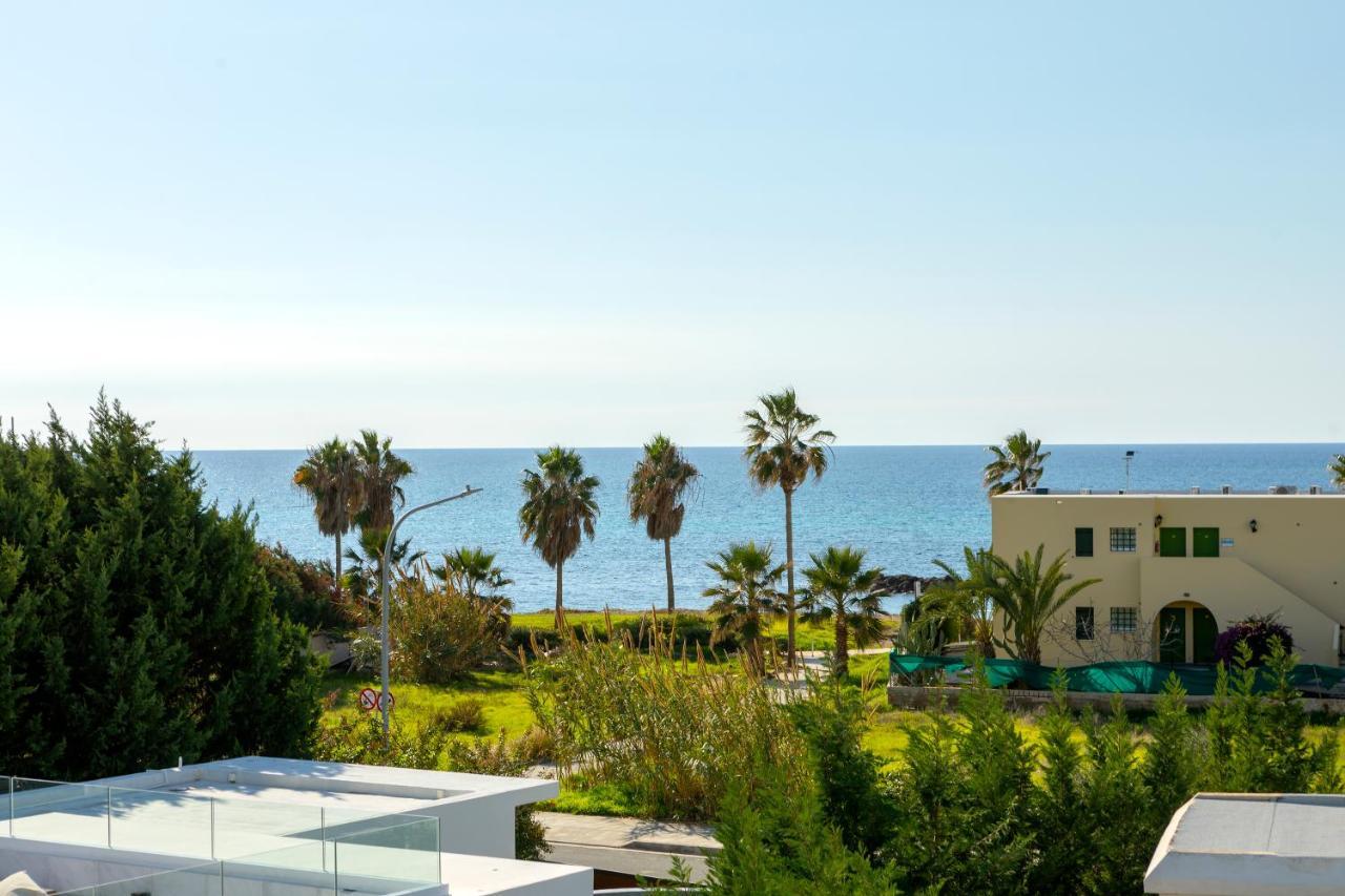 Villa Laurus 6, Walking Distance To The Beach Paphos Eksteriør bilde